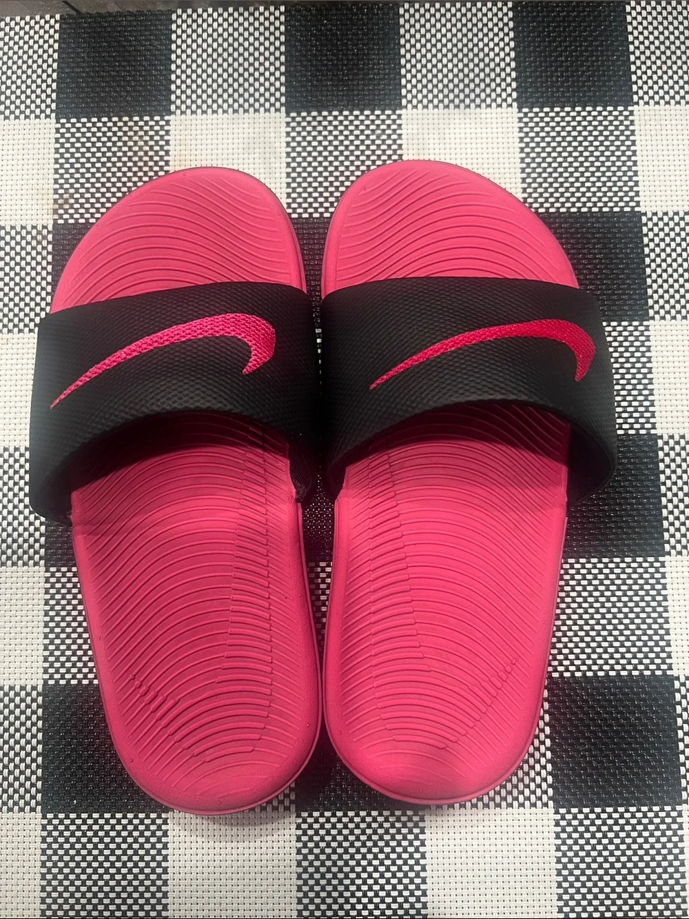 Nike Kids Pink Slide Sandals and Mint Green Buckle Sandals Set